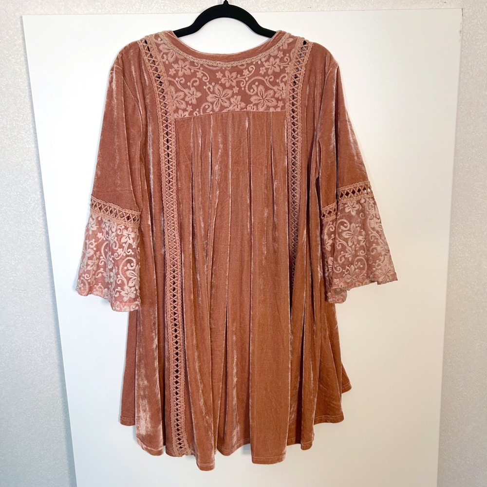 POL Velvet Tunic Top dress Large Mauve pink Embroidered Lace Bell Sleeve Boho - Picture 2 of 6